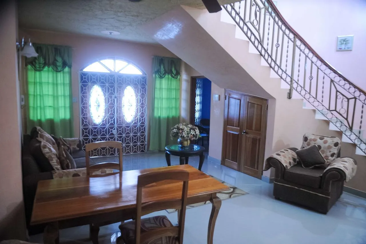 Eagle'S Nest Hotel Montego Bay