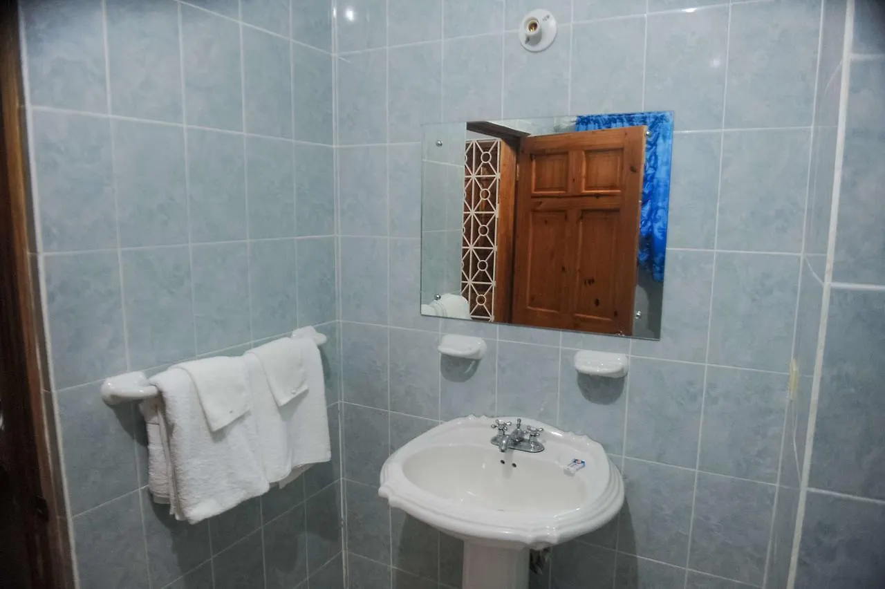*** Guest house Eagle'S Nest Hotel Montego Bay Jamaica