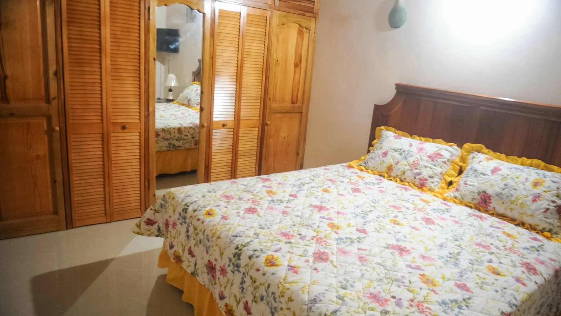 Eagle'S Nest Hotel Montego Bay Guest house