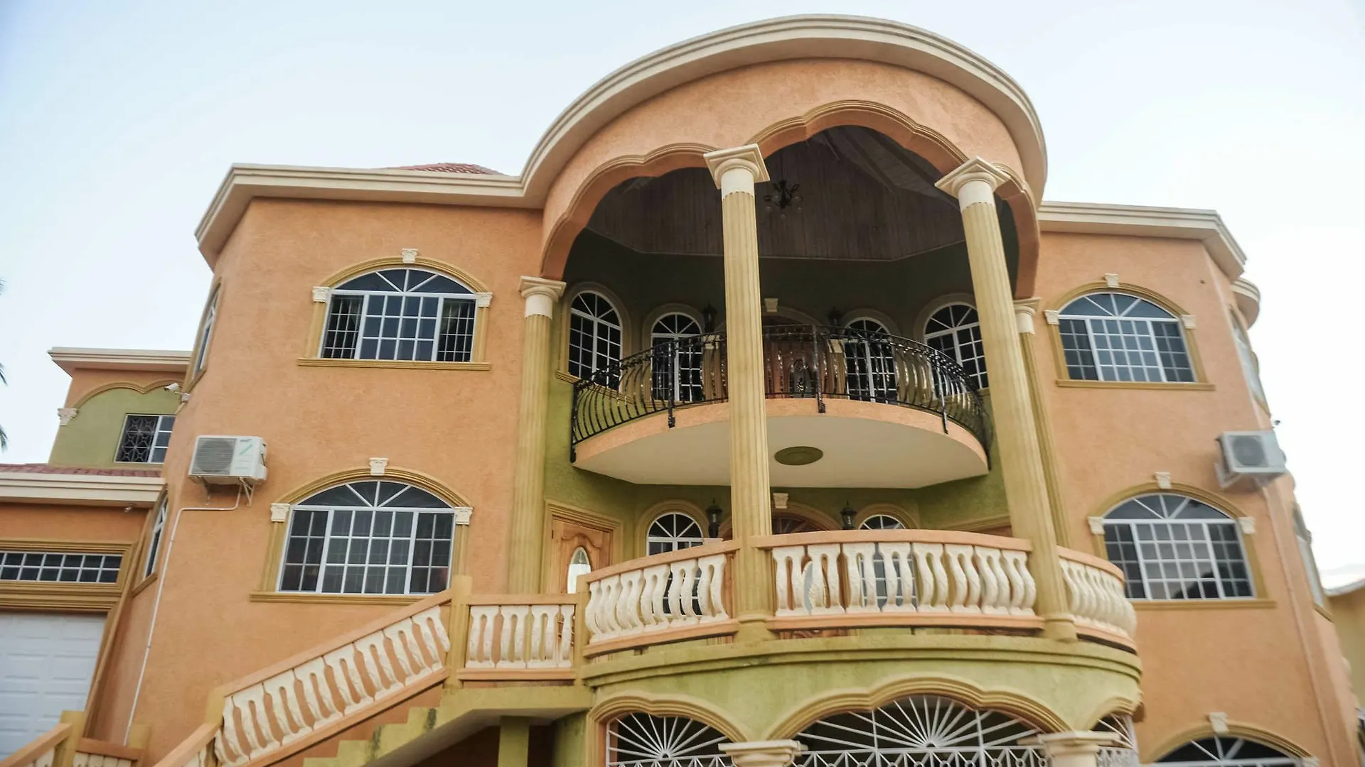 Eagle'S Nest Hotel Montego Bay Guest house